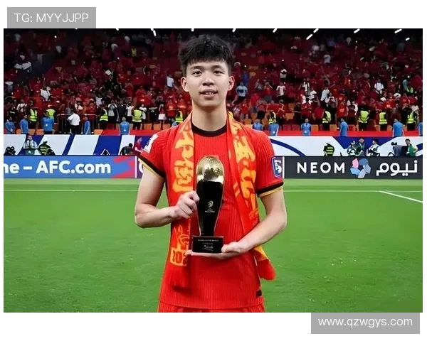 中国男足新主帅上任首战告捷引发球迷热议期待国家队重振雄风