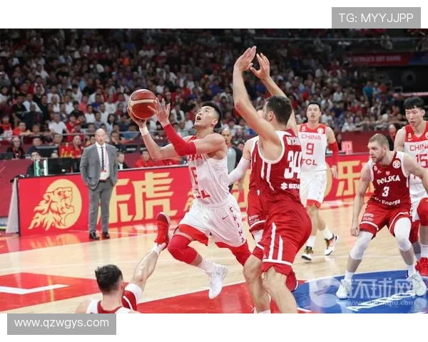 篮球世界杯激战正酣 中国队拼搏精神展现全力迎接强敌挑战