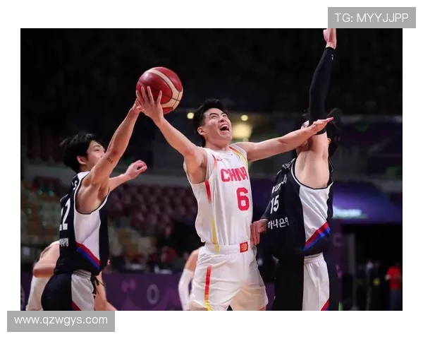 中国男篮力克菲律宾晋级亚洲杯四强 关键时刻绝杀展现团队精神