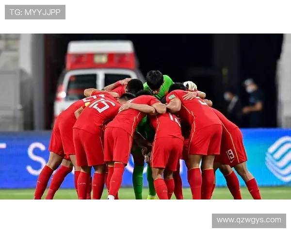 国足迎战强敌热身赛全力以赴 球员状态引关注 主帅解读备战策略